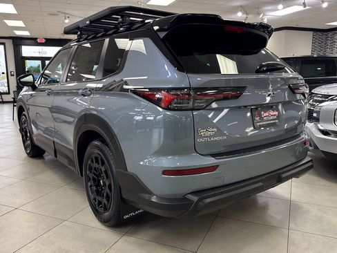 New 2026 Mitsubishi Outlander AWD image 6