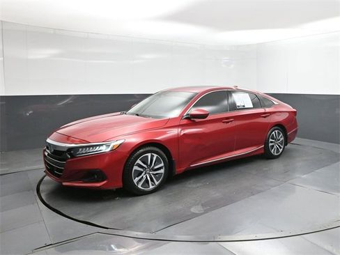 Used 2021 Honda Accord EX image 1