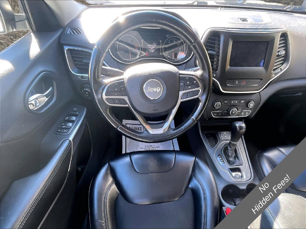 Used 2019 Jeep Cherokee Latitude Plus FWD image 4