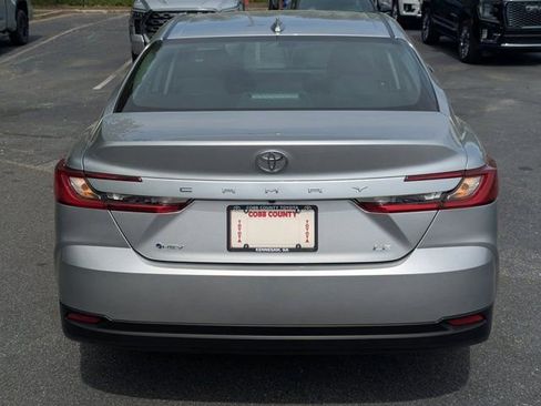 Used 2026 Toyota Camry LE image 6