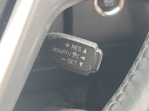 Used 2018 Toyota Highlander Limited Platinum image 35