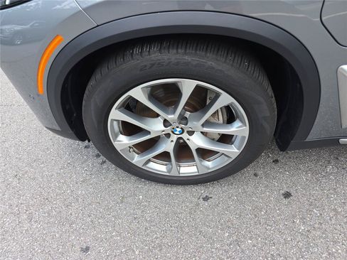 Used 2026 BMW X5 xDrive50e AWD/4WD image 10