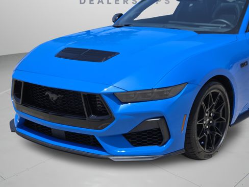 Used 2025 Ford Mustang GT Premium w/ GT Performance Package RWD image 31