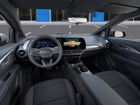New 2026 Chevrolet Equinox EV LT w/ Comfort Package FWD image 15