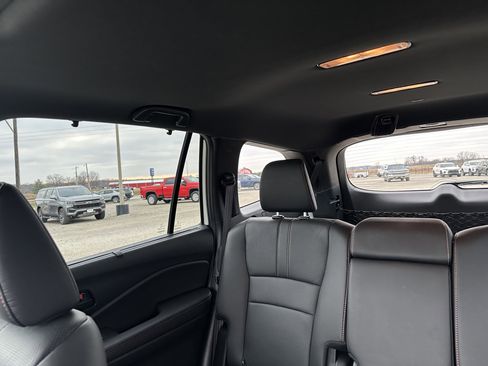 Used 2022 Honda Pilot TrailSport image 36