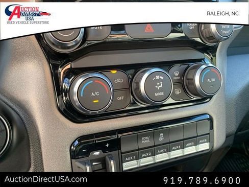 Used 2022 RAM 3500 Tradesman image 37