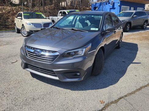 Used 2021 Subaru Legacy Premium image 3