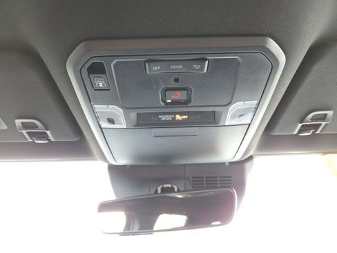 Used 2024 Toyota Tacoma TRD Sport image 21