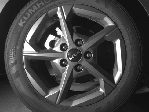 Used 2025 Kia K4 image 12