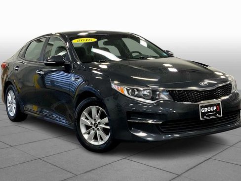 Used 2016 Kia Optima LX w/ LX Convenience Package image 2