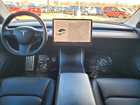 Used 2018 Tesla Model 3 Long Range image 8