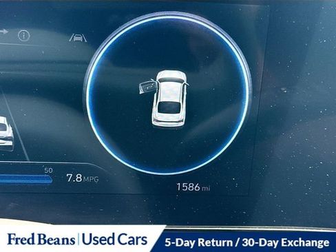 Certified 2025 Hyundai Elantra SEL FWD image 17