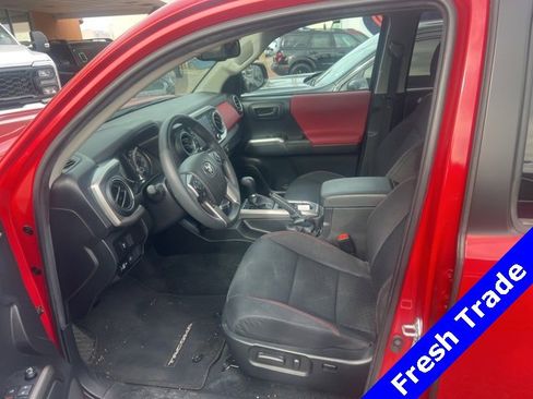 Used 2023 Toyota Tacoma SR5 image 5