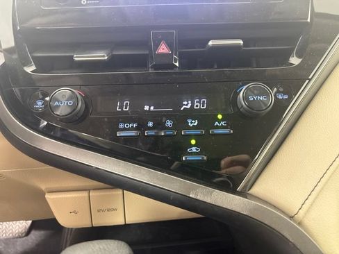 Used 2023 Toyota Camry LE FWD image 8
