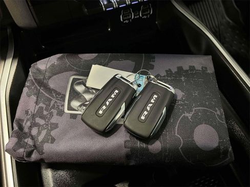 Used 2022 RAM 1500 Big Horn image 35