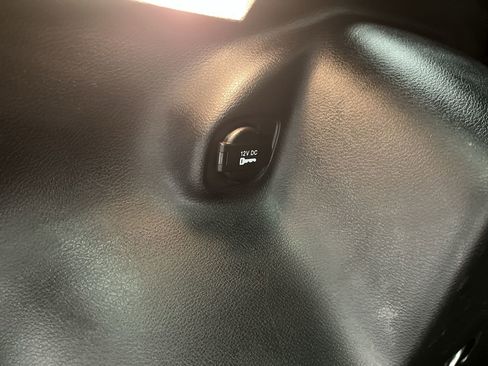 Used 2022 Jeep Cherokee Latitude w/ Sun & Sound Group image 27