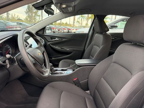 Used 2024 Chevrolet Malibu LT image 28