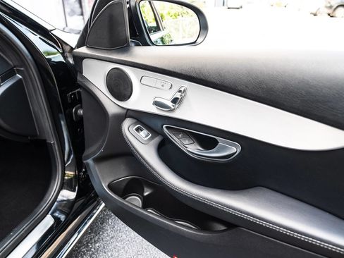 Used 2019 Mercedes-Benz C 300 Sedan w/ Premium Package image 24