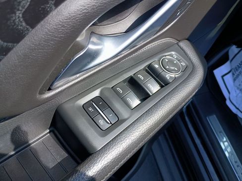 Used 2021 GMC Yukon Denali image 19