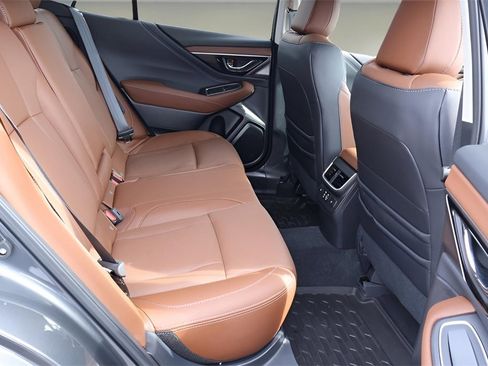 Used 2025 Subaru Outback Touring XT w/ Popular Package #2 image 12