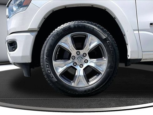 Used 2019 RAM 1500 Laramie w/ Sport Appearance Package AWD/4WD image 35