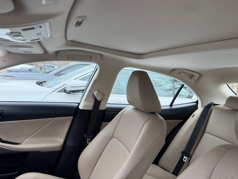 Used 2018 Lexus IS 300 AWD w/ Comfort Package image 26