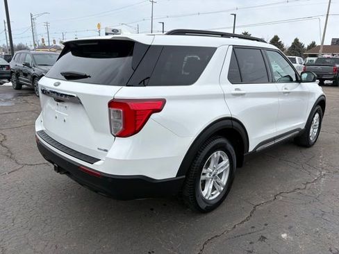 Used 2020 Ford Explorer XLT w/ Class III Trailer Tow Package image 4