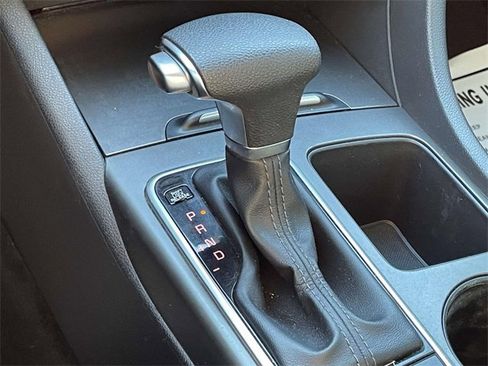 Used 2020 Kia Optima LX image 27