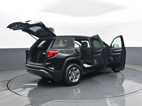 Used 2025 GMC Terrain Elevation image 30