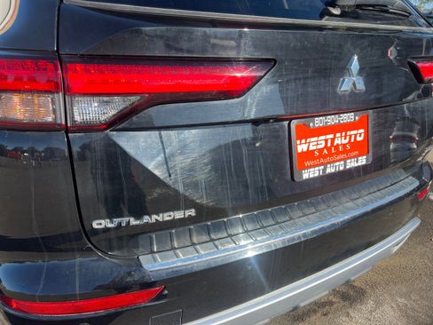 Used 2022 Mitsubishi Outlander SEL image 34