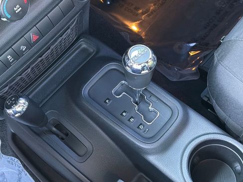 Used 2016 Jeep Wrangler Sport image 22