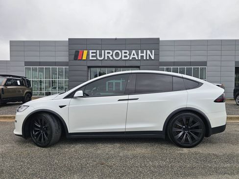 Used 2022 Tesla Model X AWD/4WD image 2