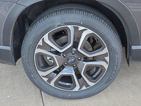 New 2026 Subaru Ascent Limited image 6