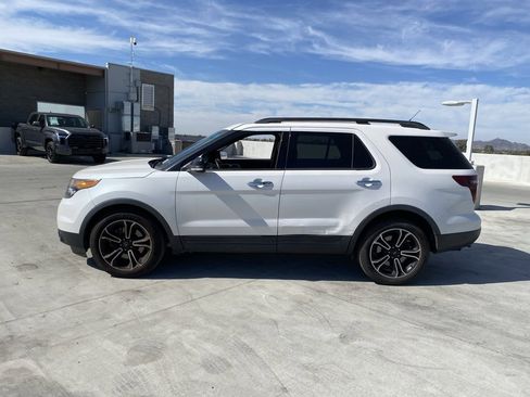 Used 2014 Ford Explorer Sport w/ Equipment Group 401A image 4