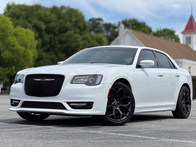 Used 2019 Chrysler 300 S w/ S Model Appearance Package RWD image 1