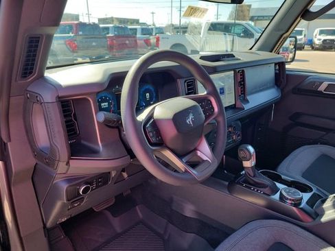New 2026 Ford Bronco 4-Door image 17