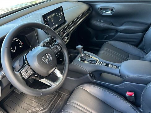 Used 2026 Honda HR-V EX-L image 8