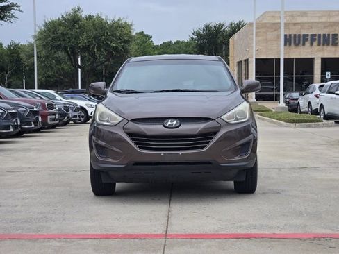 Used 2015 Hyundai Tucson GLS FWD image 2
