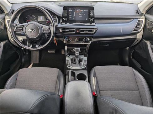 Used 2021 Kia Seltos S image 16