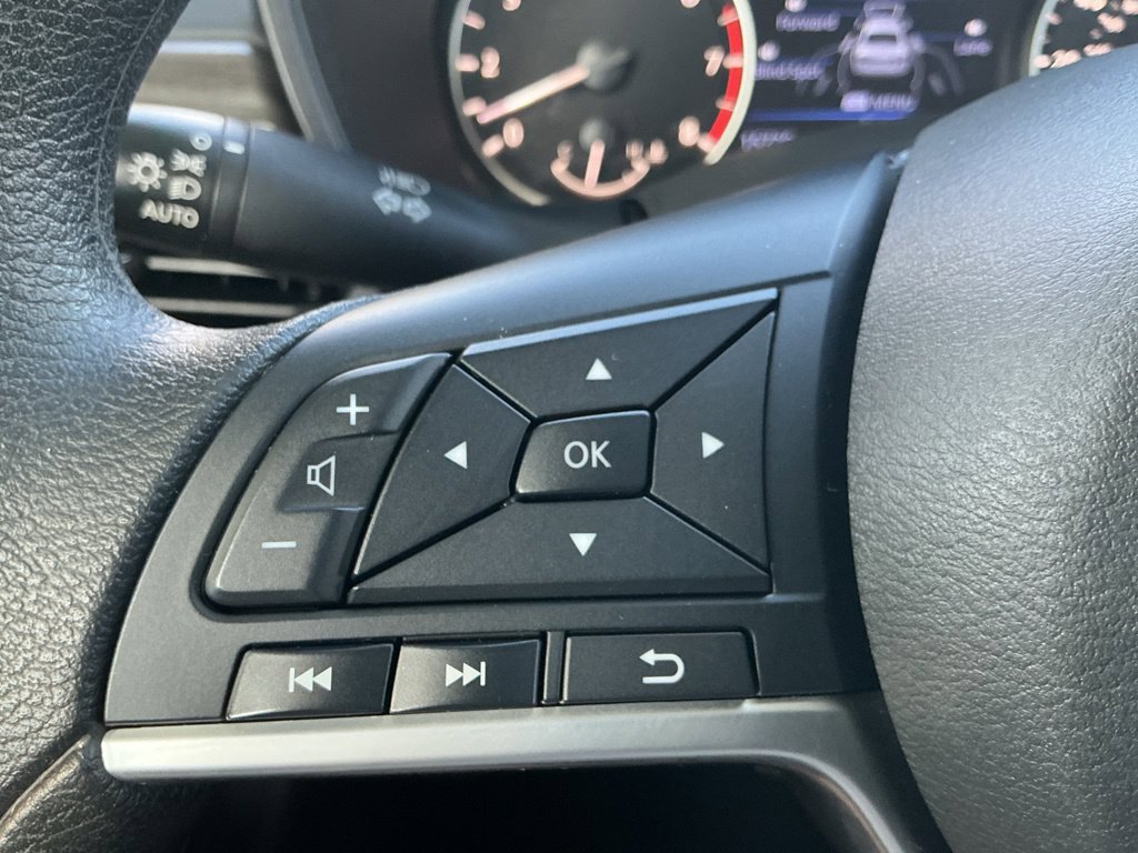 Used 2025 Nissan Altima 2.5 SV FWD image 20
