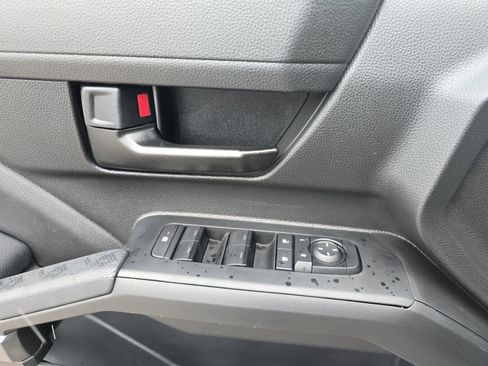 Used 2025 Toyota Tacoma SR image 30