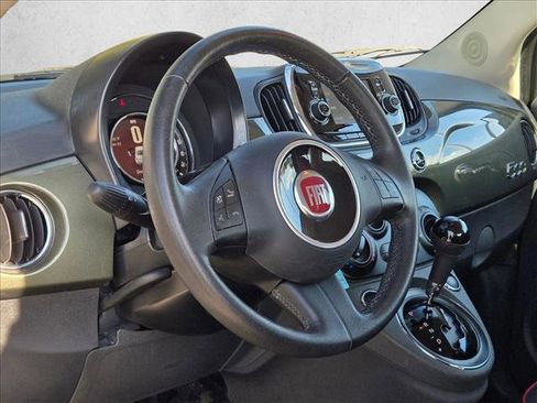 Used 2017 FIAT 500 Pop image 10