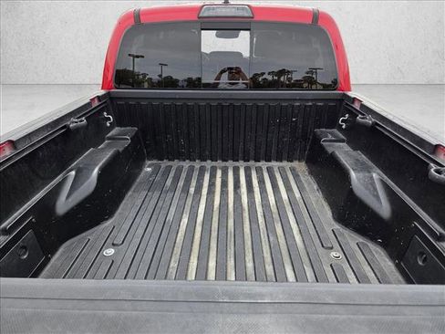Certified 2018 Toyota Tacoma SR5 RWD image 6