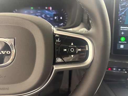 New 2026 Volvo XC60 B5 Ultra w/ Climate Package AWD/4WD image 10