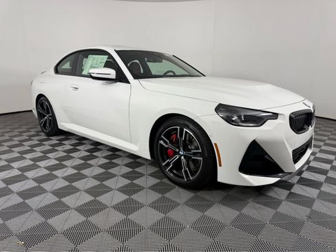 New 2026 BMW 230i Coupe w/ Premium Package RWD image 1