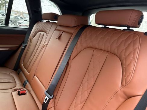 New 2026 BMW X5 M60i w/ Executive Package image 15
