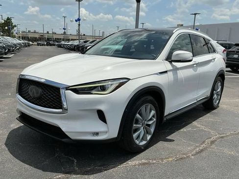 Used 2019 INFINITI QX50 Luxe w/ Navigation Package FWD image 7