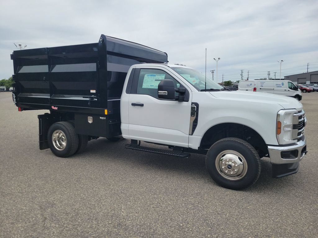 New 2025 Ford F350 XL w/ XL Chrome Package AWD/4WD image 1