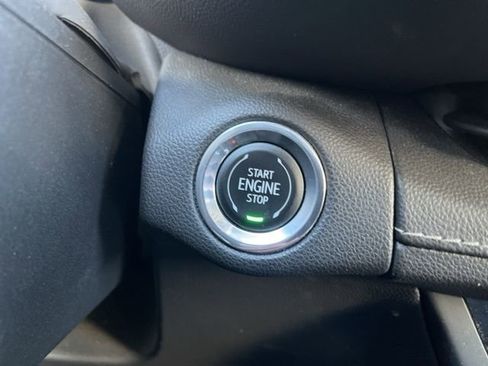 Used 2022 Buick Envision Preferred image 18