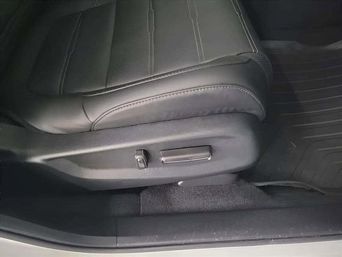 Used 2022 Honda CR-V Touring image 35